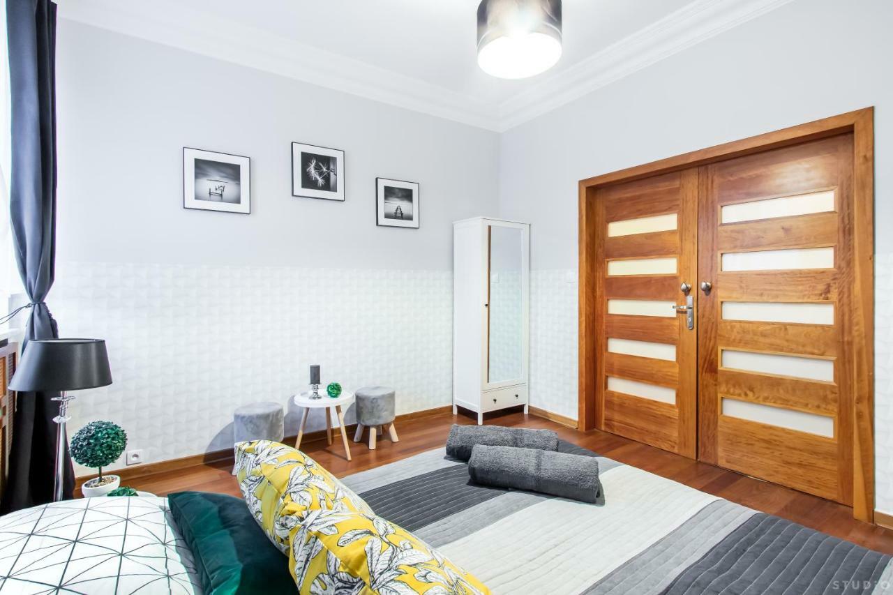 *Clicktheflat* Wilcza 33 Street Apart Rooms In The City Center วอร์ซอ ภายนอก รูปภาพ