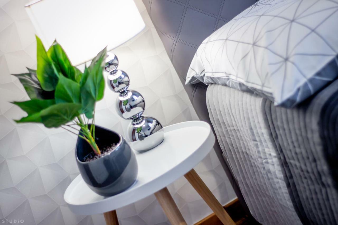 *Clicktheflat* Wilcza 33 Street Apart Rooms In The City Center วอร์ซอ ภายนอก รูปภาพ